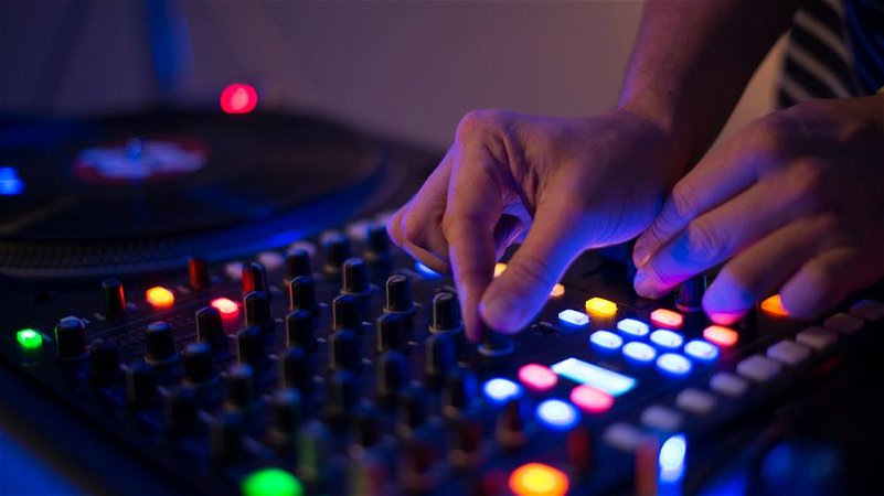 Top 10 Wedding DJs For Hire #CURRENT_YEAR#