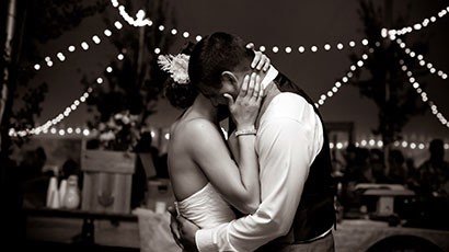 Choosing A First Dance & Selecting Songs For Your Wedding