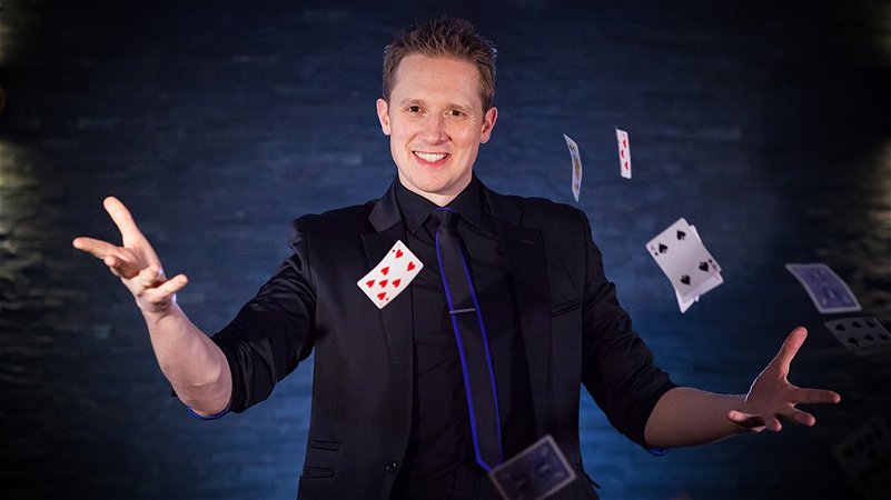 Top 10 Magicians For Hire 2016