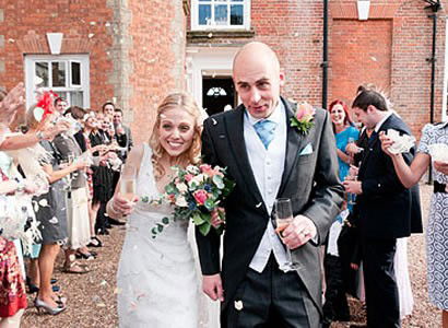 Bride and groom confetti