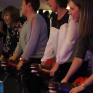 Video Gold Cup Horse Racing  Lincolnshire