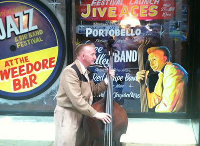 Ken Smith double bass player