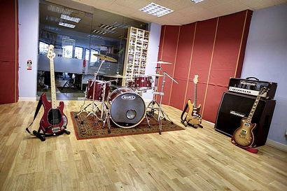 Alive HQ Recording Studio Liveroom