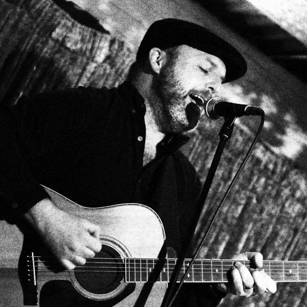 Jukebox Danny Singer Guitarist Staffordshire