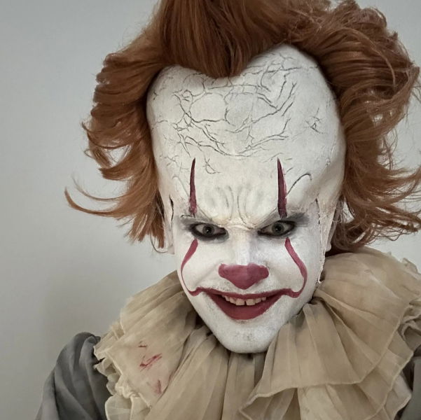 IT Pennywise Lookalike Review  