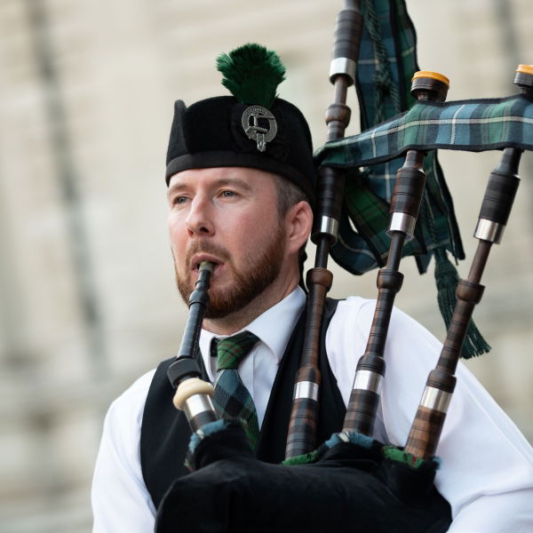 Britains South East Bagpiper
