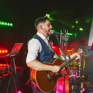 Walk The Aisle Wedding Band Somerset