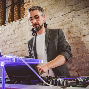 Callum Kelly Wedding DJ Hampshire