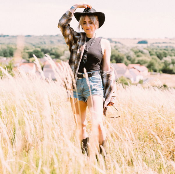 Complete Country Experience