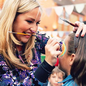 Glitter and Sparkle Face Painter Hertfordshire