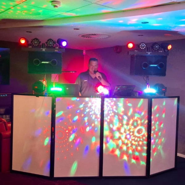 DJ Chris Party DJ Cumbria