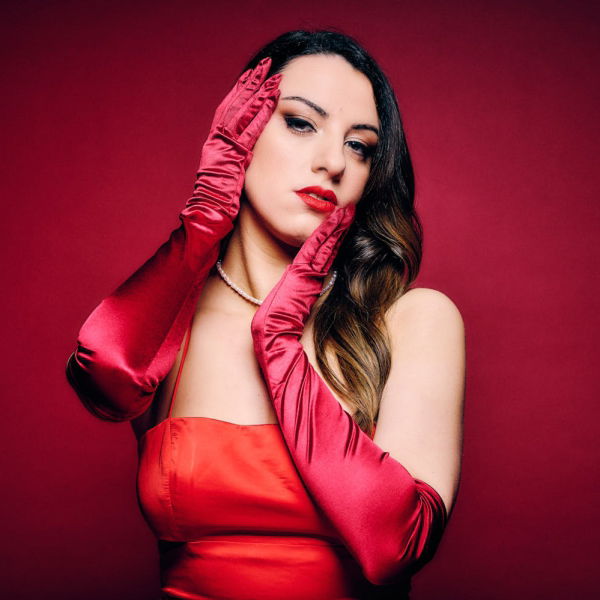 Sonia and The Red Ties