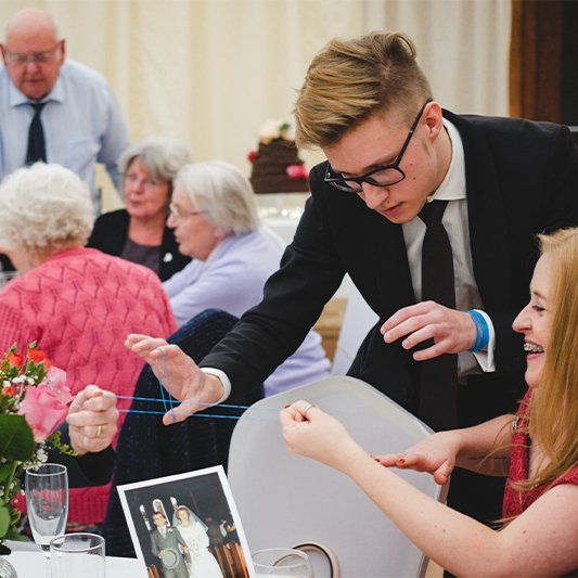 Alex The Magical Entertainer Magician West Yorkshire