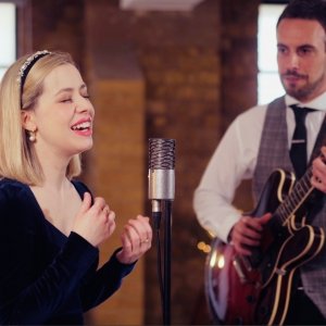 Blue Moon Pop and Soul Acoustic Duo London