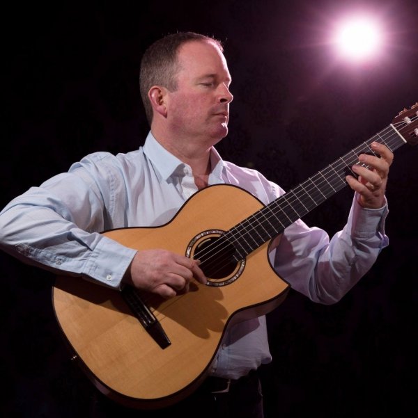 Geoff Smith Classical Guitarist East Sussex