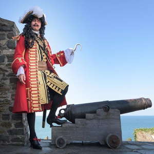 Captain Hook Lookalike Childrens Entertainer Cardiff