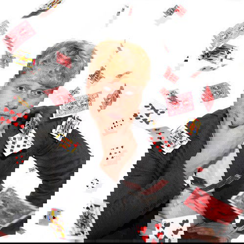 Close Up Magician Russ