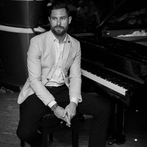 Liam Francis Pianist Manchester