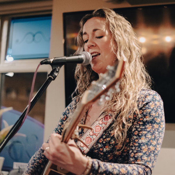 Kirsty B Wedding Guitarist Review Wedding