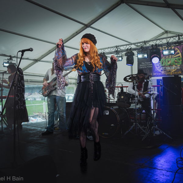 Gold Dust Dreams (Fleetwood Mac)