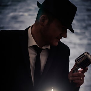 Eddie Cullen - Ultimate Crooners Swing & Rat Pack Band London