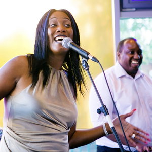 Emma And Co Solo Artist, Duo or Trio Bedfordshire