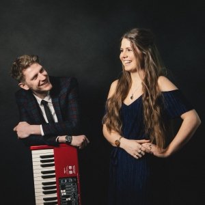 Evelyn And The Vipers Live Virtual Duo performing Pop, Soul and Jazz Songs Bristol