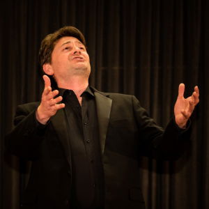 Tenor Stephen Solo Classical Tenor Singer Hertfordshire