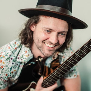 Henry Hunter Solo Singer With Tracks North Yorkshire