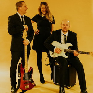 Studio 3 Function Band Lincolnshire