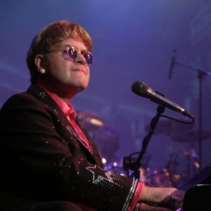 Totally Elton Tribute Act Buckinghamshire