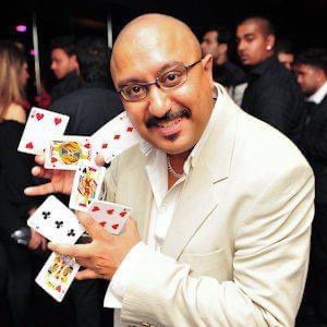 RM The Walkaround, Pickpocket, Hypnotist Magician Magician London