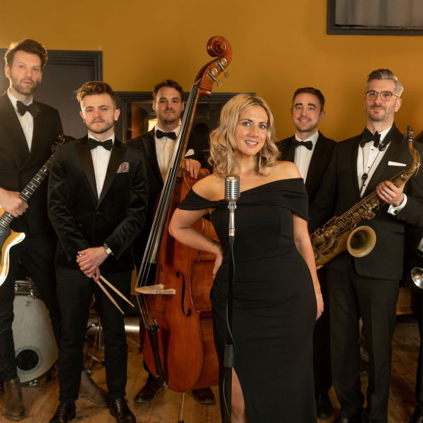 Josie and The Vintage Show