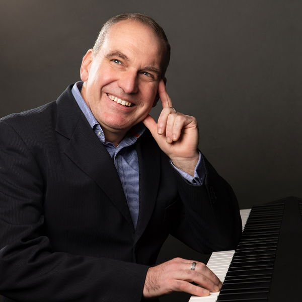 Johnny Fingers (pianist)