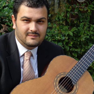 Justin R Classical Guitarist London