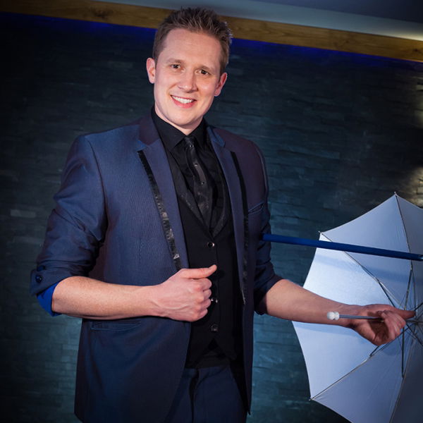 Martin Reed Comedy Stage Magician