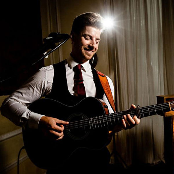 Matty H Acoustic Nottinghamshire