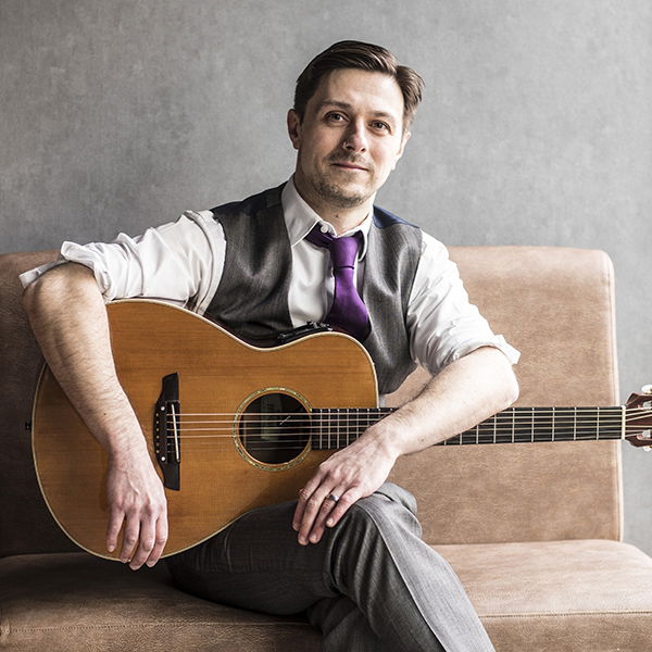 Virtual Guitarist Rob