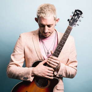 Alex Colman Singer Guitarist Oxfordshire