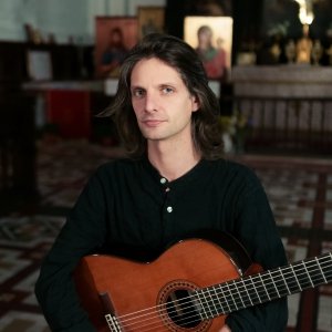 Sean Kearney Classical Guitarist Bristol
