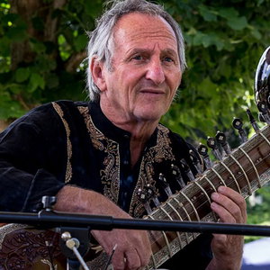 Raga (Sitar) Indian & Bollywood Band Devon