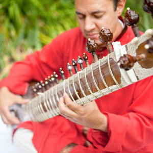 Ravi (Sitar Player) Indian & Bollywood Band Essex
