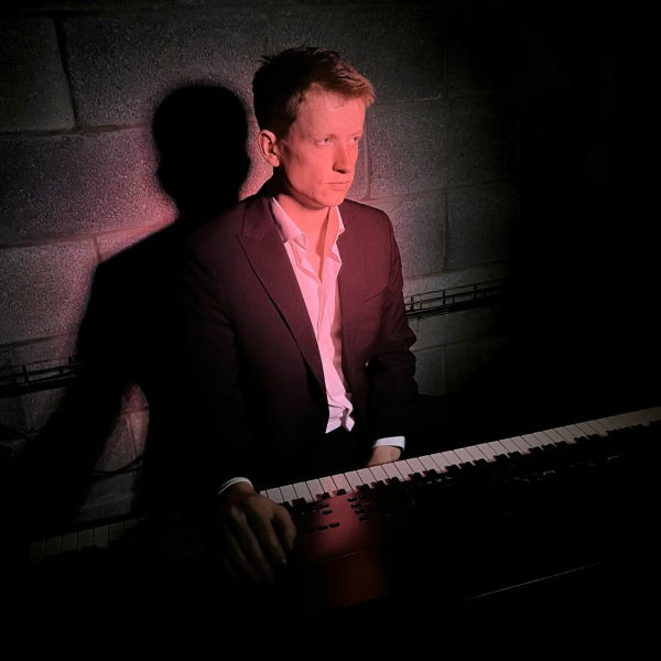 Nathan James Singer Pianist Staffordshire