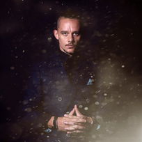 Man of Mystery Magician Berkshire