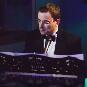 Ritz Lounge Pianist Hampshire