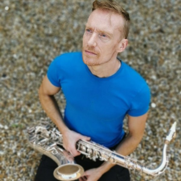 Classic Sax Saxophonist performing with backing tracks Kent