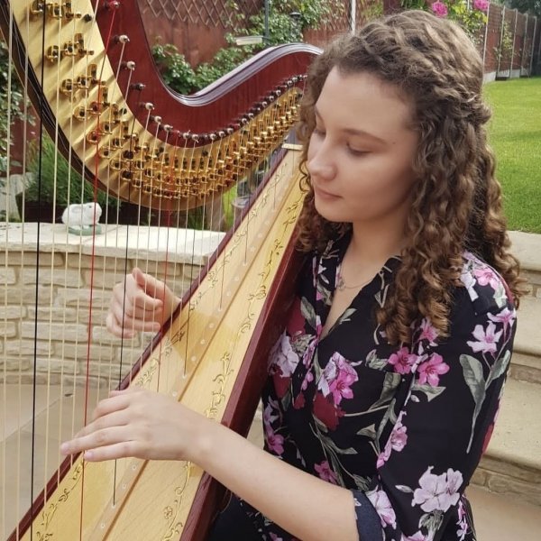 Lucy Harpist Harpist Cardiff