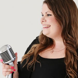 Showcase with Suzie Solo Singer With Tracks Leicestershire