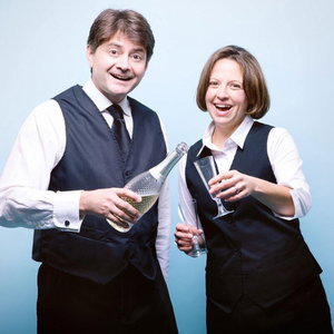 The Fabulous Singing Waiters Singing Waiter London