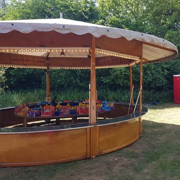Traditional Side Stall Hire Funfair Stall Leicestershire